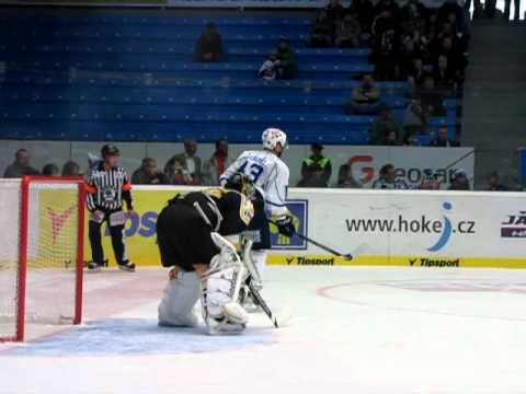 Gól - John Slaney (Vlasák, Kovář)