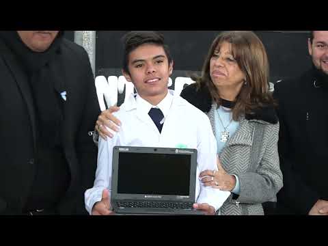 Osvaldo Jaldo | Entrega de 170 netbooks en la Escuela Secundaria de Los Aguirres