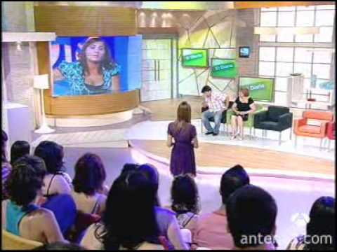 El Diario: " O tu mujer, o yo"