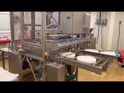 Lekkerkerker Soft cheese cutting and stuffing machine P220728133