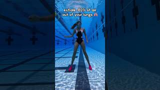 how to stay at the bottom of the pool without floating up ❗️💧 #swim #pool
