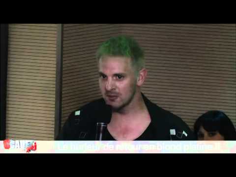 Le hurleur revient en blond platine ! - C'Cauet sur NRJ