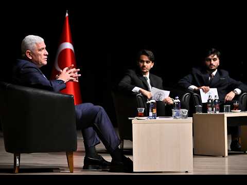 Siyasi Liderler Platformu’nda gençlerimizin sorularını yanıtladım.