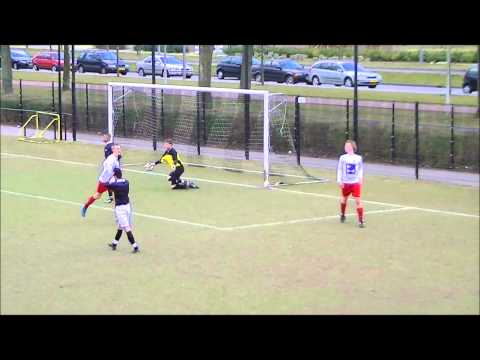 Spartaan'20 B4 - BVV Barendrecht B3 op 6 april 2013