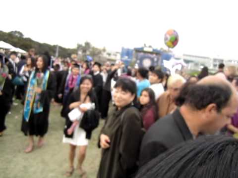 The Shrieks, the Hugs, the Kisses, the Flowers of Rizalyn's Graduation - Part 3