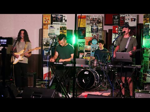 Desert Bloom - Paid Vacation (Live @ 11th Street Records) - 8/29/20