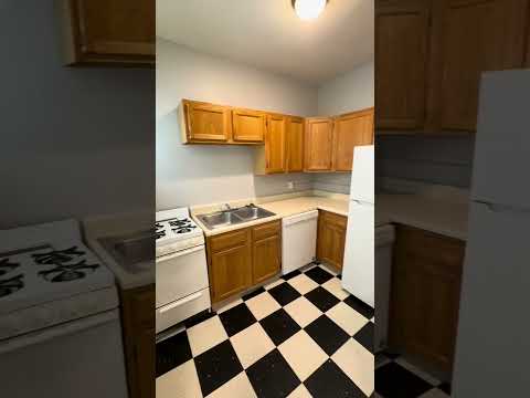 Mt. Vernon Apartments (524 S. 31st St.) - Video 2 of 2