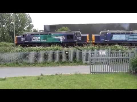 37259 and 37609 pauses in Gloucester Yard and 60059 24/06/2015