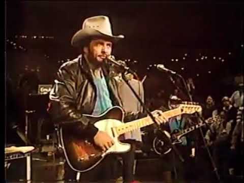 Merle Haggard - A Friend In California (live in late 80s)