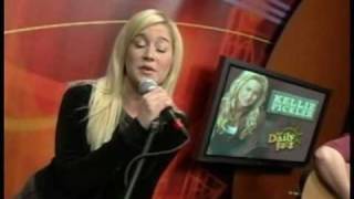 Kellie Pickler - Red High Heels (The Daily Buzz)