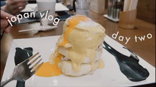 japan vlog: day two part 2 | trying japan's fluffiest pancake and sushi