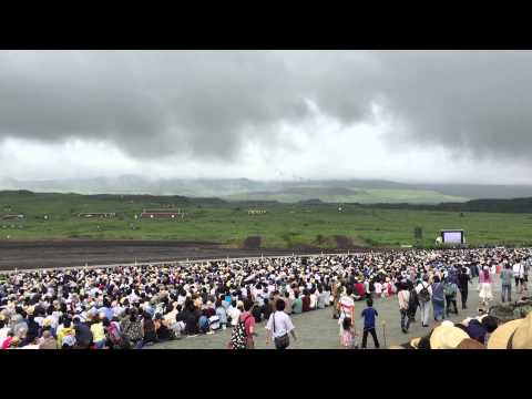 Ballistic course demonstration by self-propelled howitzers