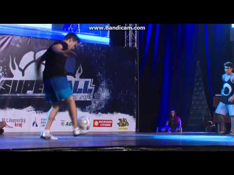 SuperBall 2015 Top 16 - Tom Folan vs Ricardinho