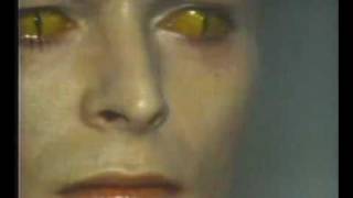 Nikis - Gammaglobulina +Soy un Criminal +Saturno es Aburrido