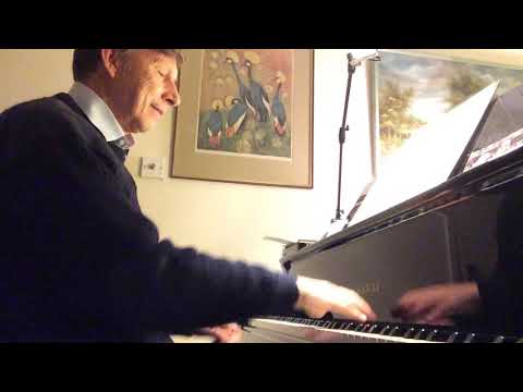 Chopin Prelude no 4. Dedicated to my dear, dear friend, John Anton-Smith. Played by Peter Wood