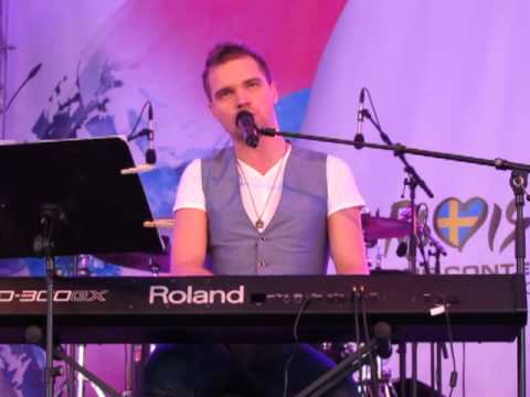 ESCKAZ live in Malmö: Ott Lepland, Tanel Padar and band at Estonian party in Eurovillage pt 2