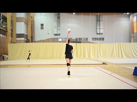 Maria Pobedushkina Training