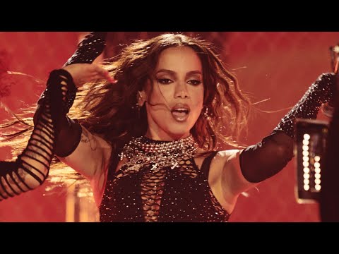 Anitta y Brray hacen arder la noche de Latin American Music Awards con 'Double Team' y 'Sabana'