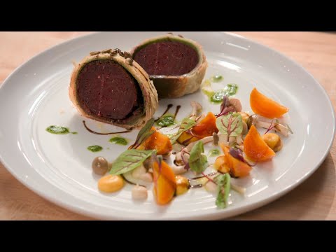 Gordon Ramsay makesa Vegan Beet Wellington | Masterchef