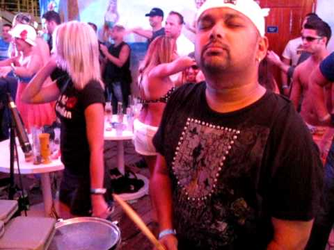 Louis Dee and Percussionist Bam Bam Buddha - Groove Cruise 2010