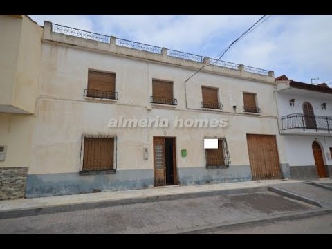 6 bedroom town house for sale in Almanzora with a large roof terrace - Cortijo Morado - AH13095