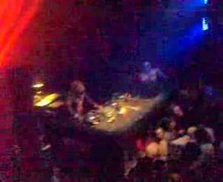 Sneakerz @ 't Paard - Lucien Foort 04-03-07 (2)