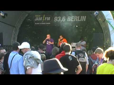 Graffitibox Summer Jam 2011 - DUDE & PHAEB