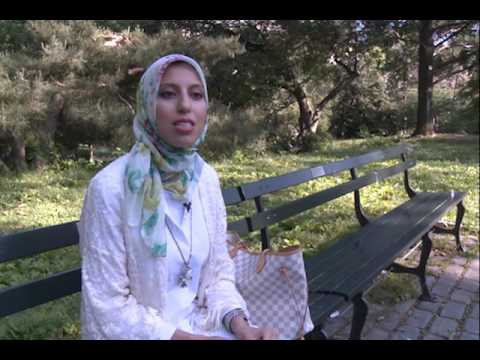 Global retailers look to cash-in on Muslim fashion