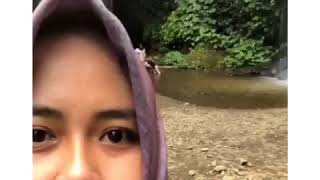 preview picture of video 'Benang kelambu dan benang stokel lombok island in 1 minutes'