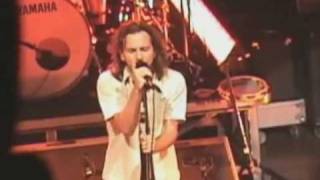 Johnny Marr - 'All Along The Watchtower' - Pearl Jam - 2006