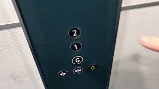 Modernised 1997 Stannah hydraulic lift @ Travelodge Nottingham Riverside