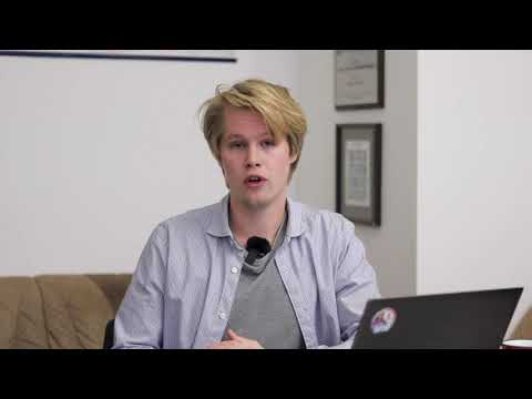 Bayesian Elastic Full-Waveform Inversion using Hamiltonian Monte Carlo