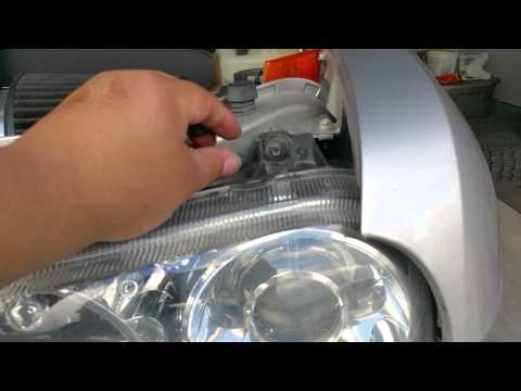 06 Chrysler 300 SRT8 Headlight Removal