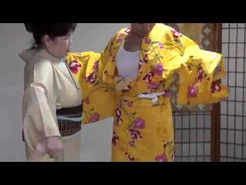 浴衣の着方 / A tutorial on how to wear yukata
