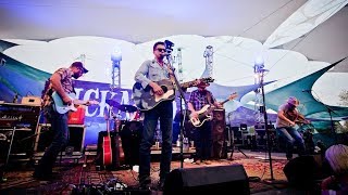 Mountain Stage (S02E03) Turnpike Troubadours - Before The Devil Knows We're Dead @Pickathon