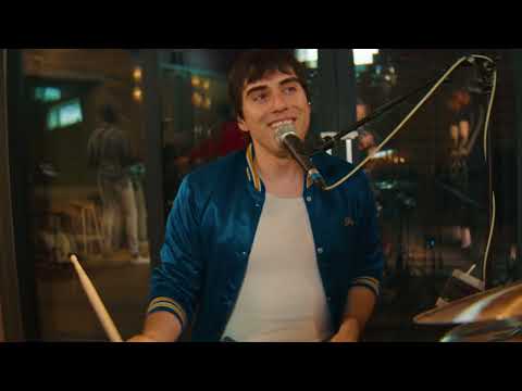 Retrofile - Feeling Blue (Live from OCL Studios)