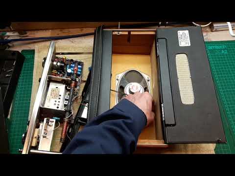 Roberts R707 Radio Final ' Assembly & Test