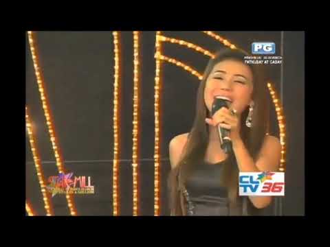 Disneys Magic English Theme 14 Party Time