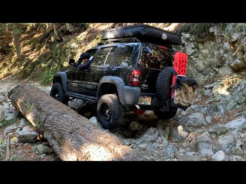 JEEP LIBERTY KJ | PUSHING TO THE LIMIT | OFF ROADING | EAGLE MOUNTAIN