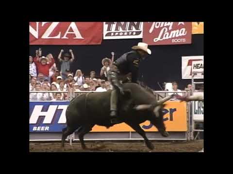 Adriano Moraes vs Moody Blues - 00 PBR Nashville (92.5 pts)