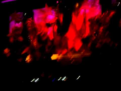 Ellie Goulding - Lights {Thomas Gold @ Studio16}