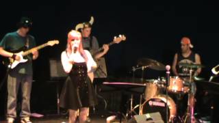 Woodstock (Alice Smith)- Madelaine Novak