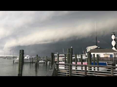 Shelf Cloud, Severe Thunderstorm and Winds - Weather Video