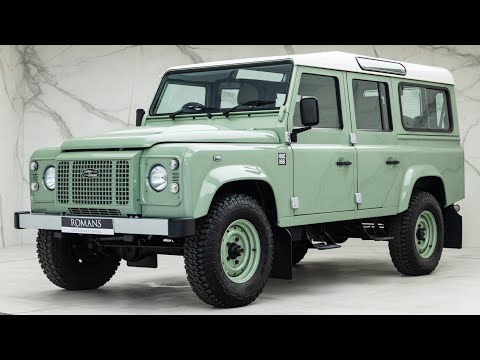 2015 Land Rover Defender 110 Heritage Station Wagon - Grasmere Green - Walkaround & Interior [4K]