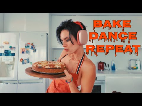 The PEAR TART You’ll Want to Make Tonight. BAKE & DANCE with Me