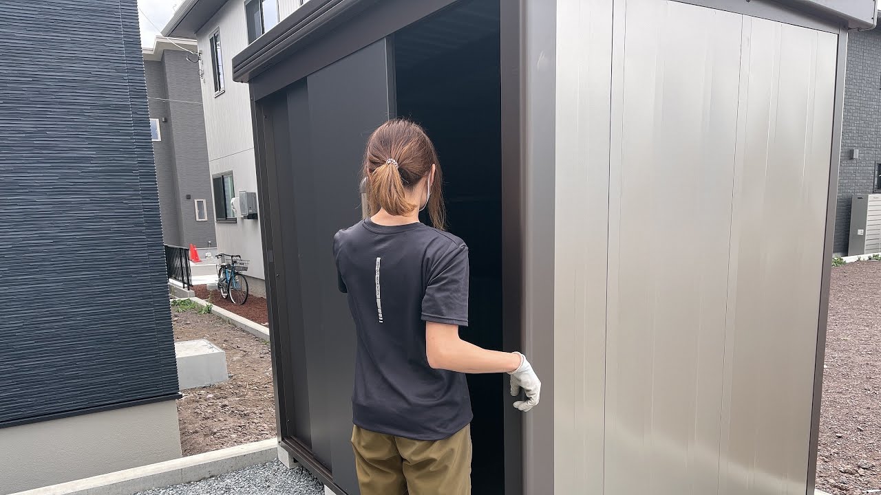 扉を連動させるおっちゃん