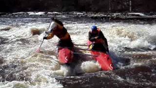 preview picture of video 'Катание на катамаране на реке Янисойка'