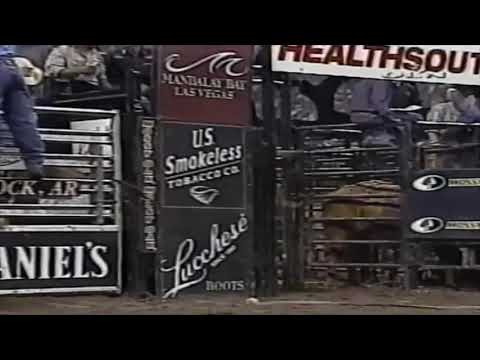 Pandora's Box bucks Mike White - 03 PBR Little Rock