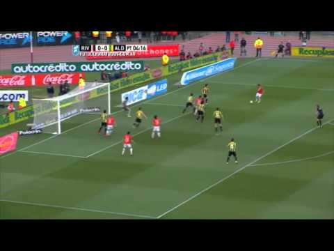 Gran atajada de Campodonico a Mora - River 1- 1 Aldosivi - Primera División 2015