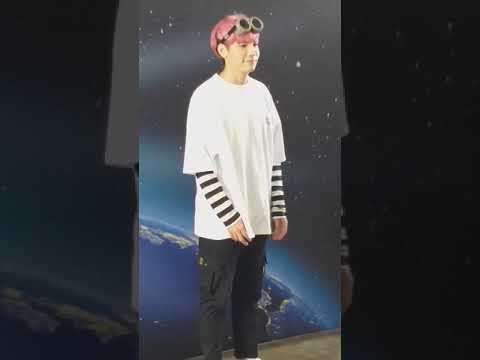 140619 01 คชา สัมภาษณ์ backdrop รายการ WorldStar ดาวคู่ดาว @ TVTGreenStudio